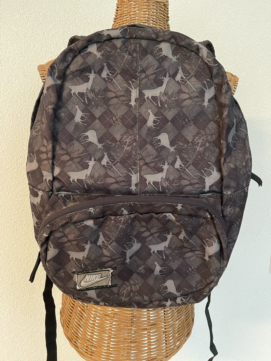 Nike Zaini: Nike Rucksack, Tarnfarbe – Usato da Spreitenbach venduto da R_1691