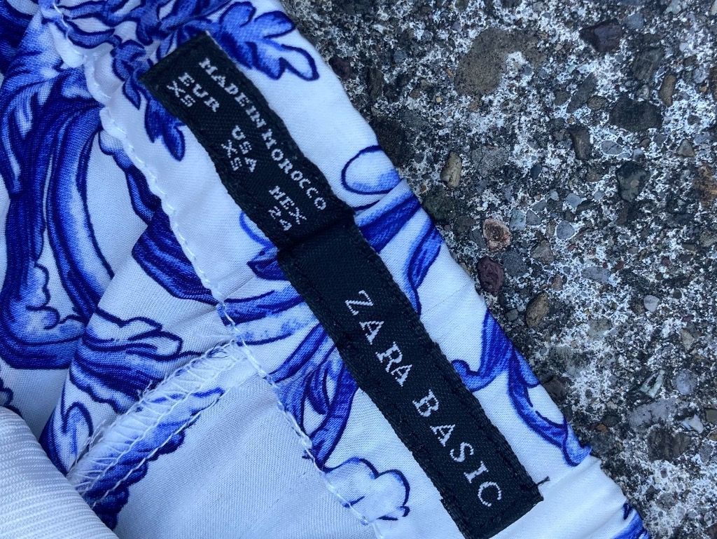 Zara Hosen: Leichte Sommerhose mit Print von Zara – Gebraucht aus Uster von Kalici1 2