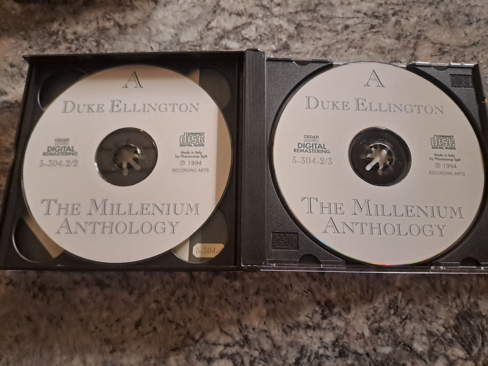 CD: 3 CD Set DUKE ELLINGTON "The Millenium Anthology" Recording – Usato da Uetendorf venduto da Essiggurken 2