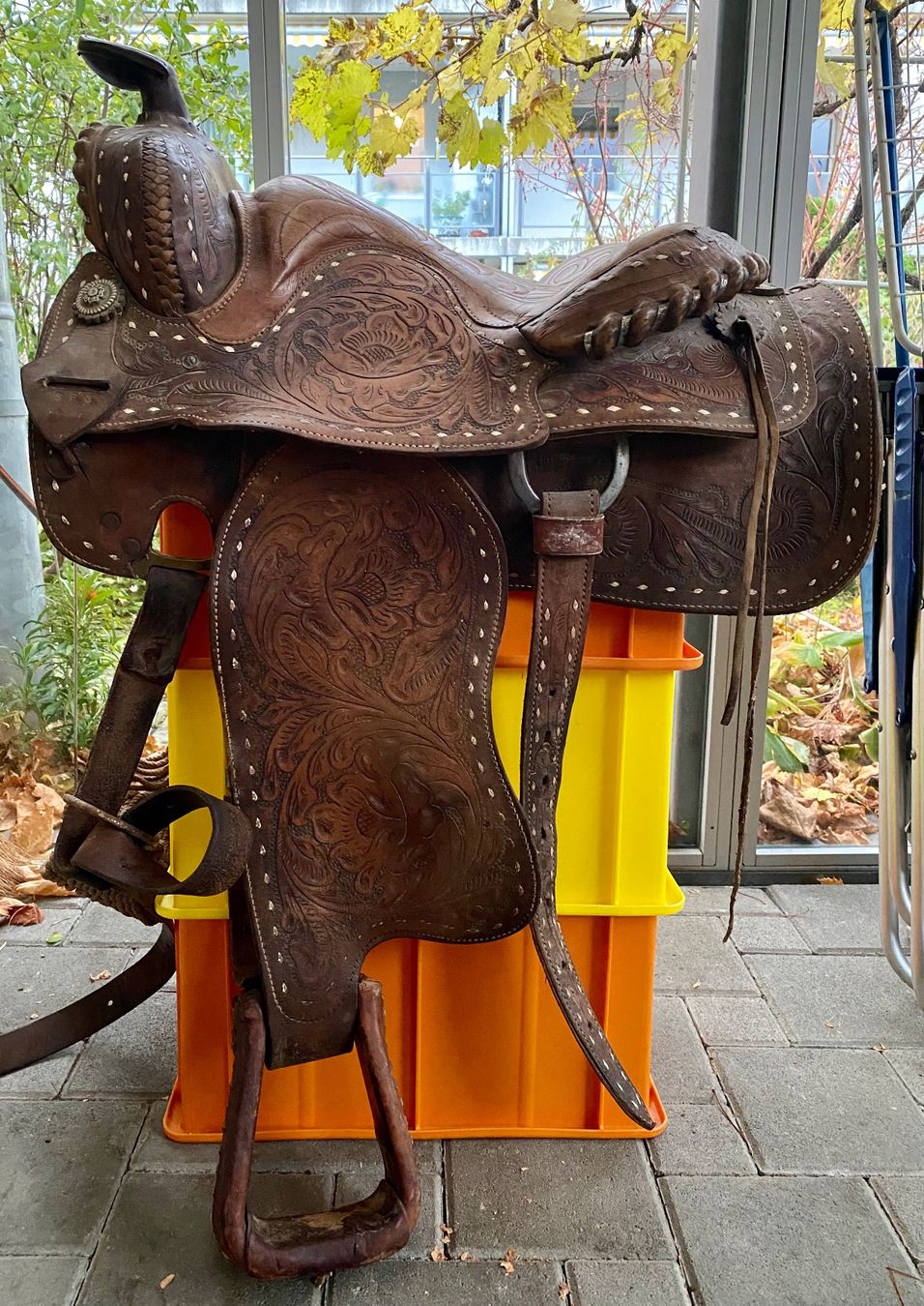 Selle & Accessori: Bequem Westernsattel original aus Kanada – Usato da Hünibach venduto da Phoenix.