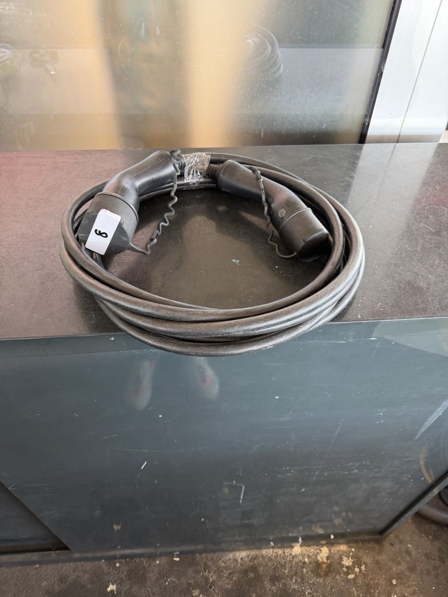 Câbles: Ladekabel Typ 2 – D'occasion à Zürich par l.spalletta