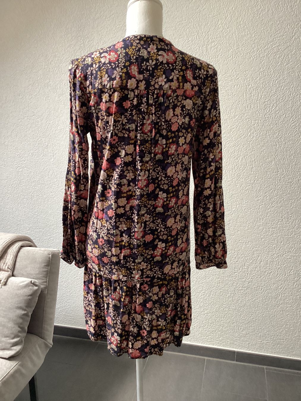 Esprit Vestiti: Schönes, luftiges Esprit edc Kleid mit Blumenmuster Gr. 34 – Usato da Homberg b. Thun venduto da Homata 3