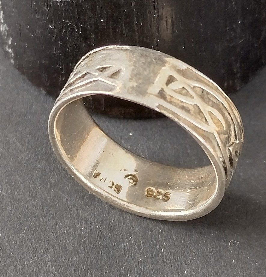 Anelli: RING SILBER 925 MIT MUSTERUNG – Usato da Romanshorn venduto da BoutiqueA 2