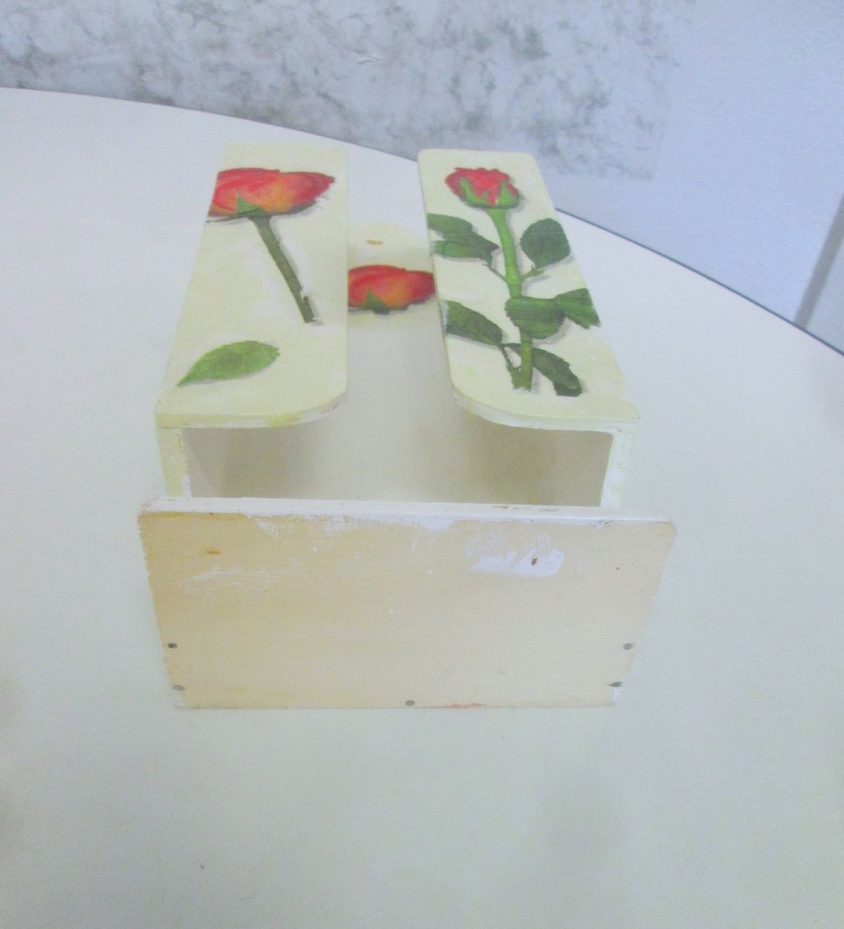 Recipients et similaires: Kleenex-Halter aus Holz – D'occasion à Sementina par babucia 2