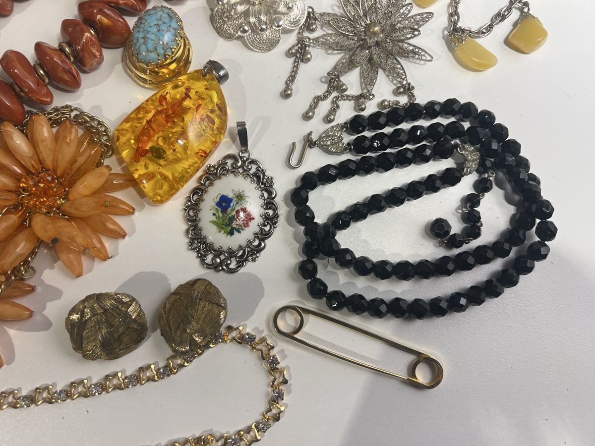 Sonstiger Schmuck: Lot de bijoux anciens  – Gebraucht aus St-Pierre-Clages von ste_xk6p 7
