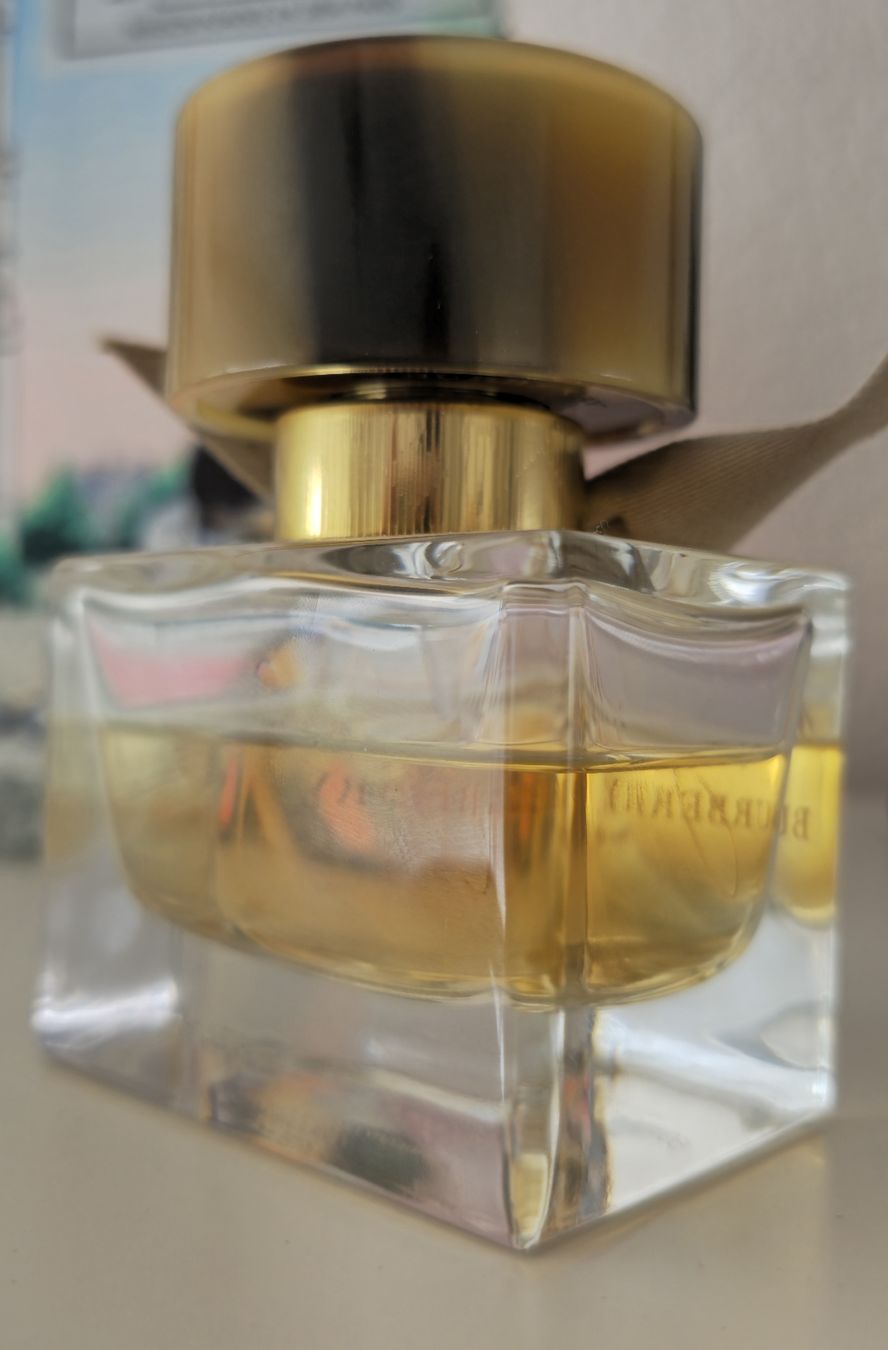 Burberry Parfum & Eau de Toilette: Burberry My Burberry Eau de Parfum Damenduft – Gebraucht aus Niederteufen von Mira_72 2
