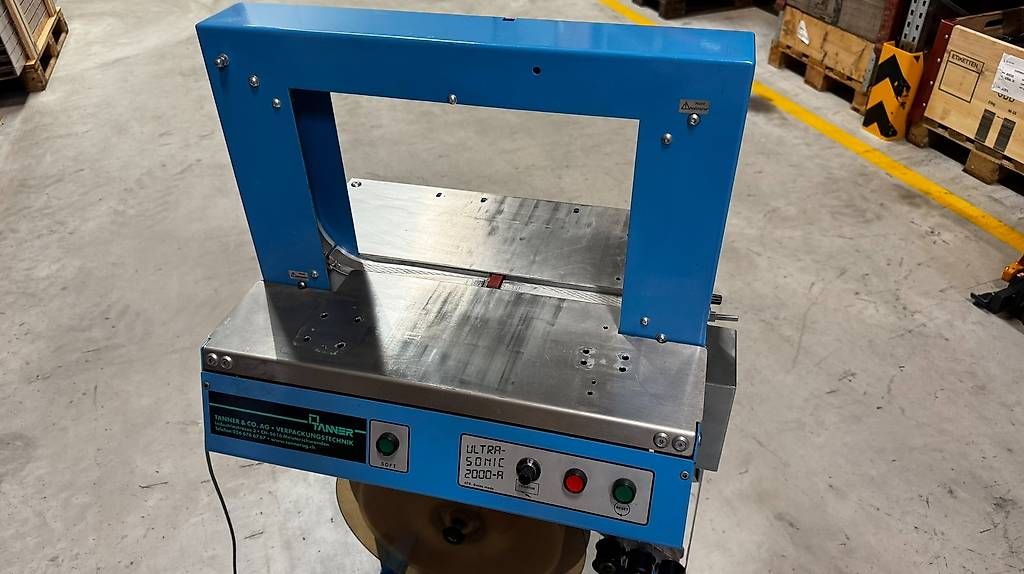 Macchine rilegatrici: ATS Tanner US-2000 AB Banderoliermaschine – Usato da Oberkirch LU venduto da bikemonkey 1