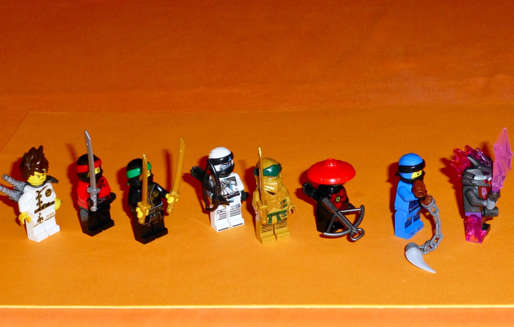 Lego Giocattoli: Lego Ninjago / 8 Minifiguren plus Waffen – Usato da Langnau am Albis venduto da Maugli 1