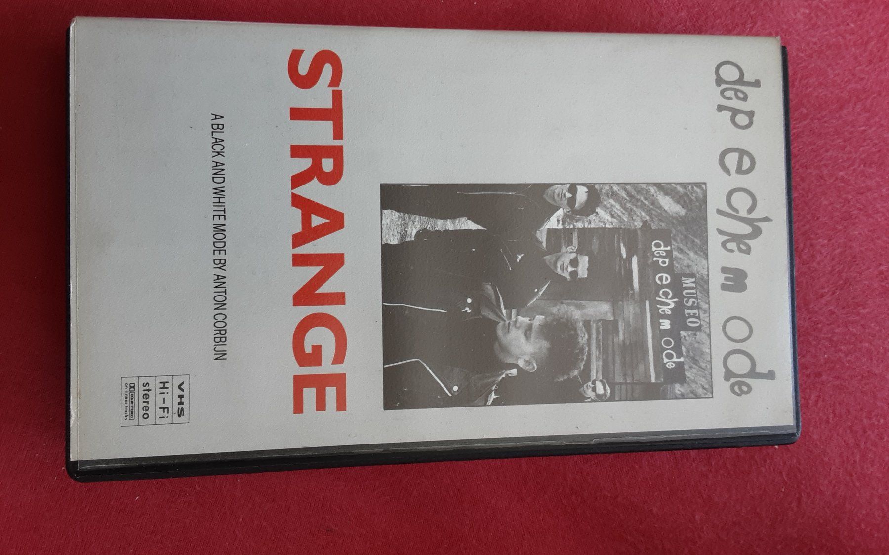 Tutti i VHS: Depeche Mode Strange VHS - Anton Corbijn - Selten! – Usato da Bremgarten AG venduto da musiccollector