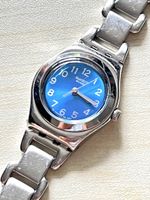 Swatch Armbanduhr blau Zifferblatt Metallarmband Damen 