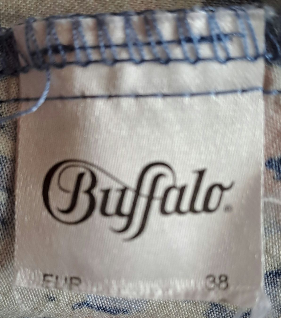 Buffalo Kleider: Sommerlich leichtes Maxikleid – Gebraucht aus Unterkulm von hetu 2