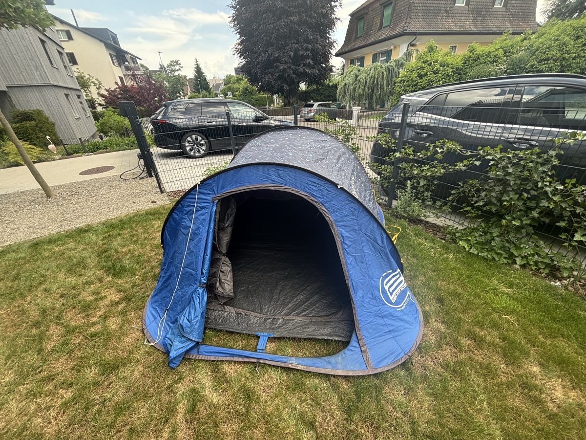 Decathlon Tende : QUECHUA 3-person camping tent – Usato da Dübendorf venduto da gui_6svt 2