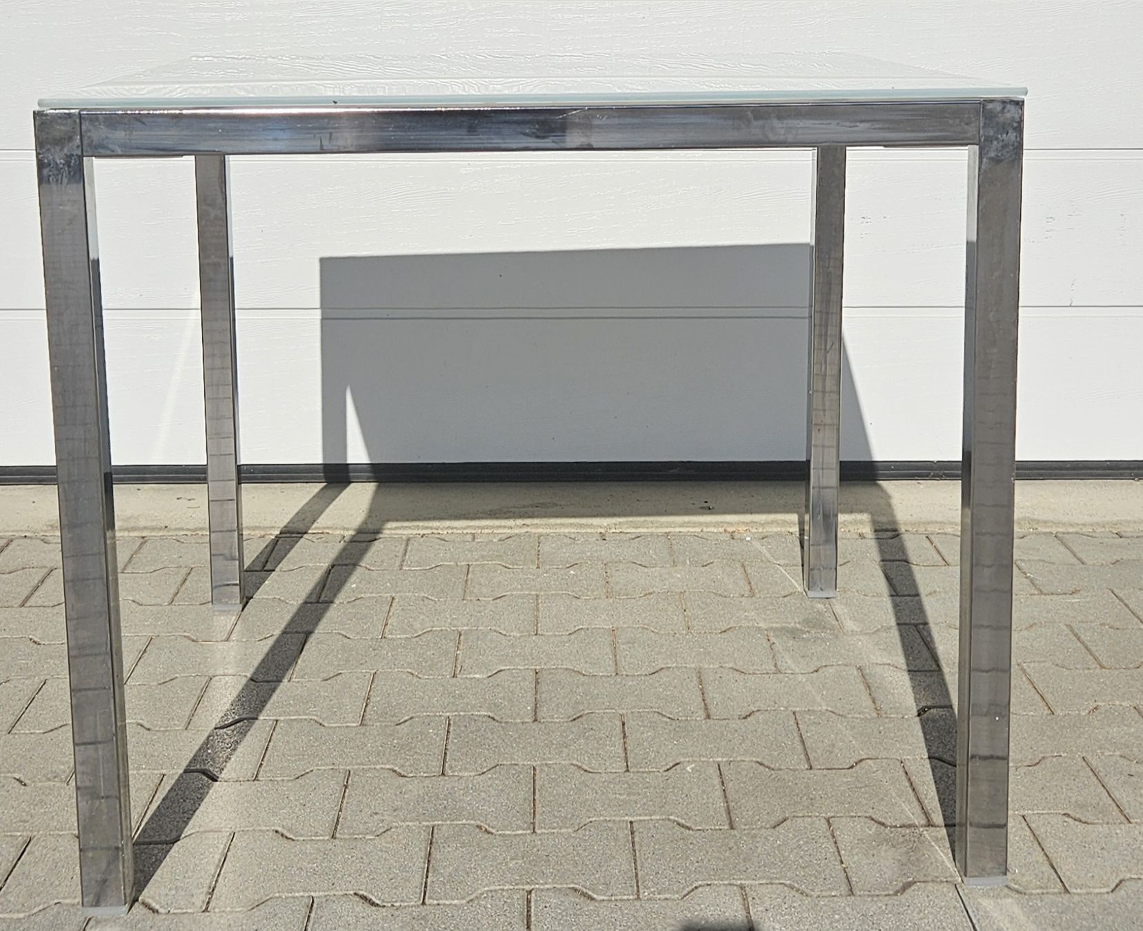 Tische: Tisch mit Glasplatte – Gebraucht aus Zetzwil von Power4 1