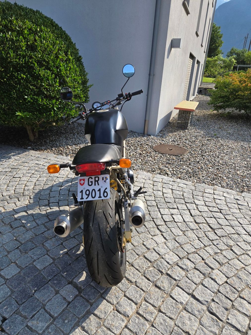 Ducati Strasse: Ducati Monster 900 – Gebraucht aus Grimisuat von Irie 3