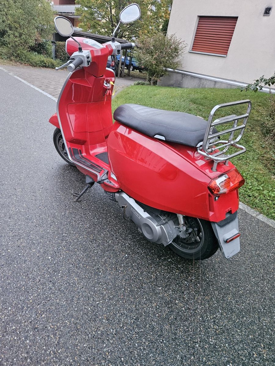 Lambretta Scooter: Lambretta V125 Special – Usato da Winterthur venduto da Neri2011 2