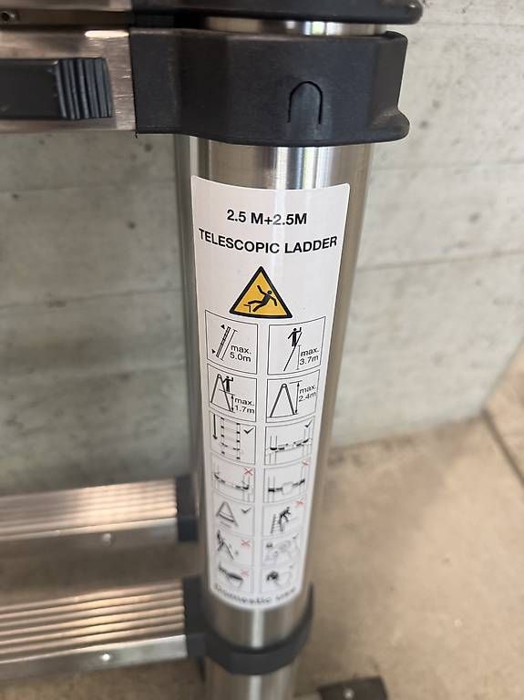 Echelles: Teleskopleiter 2x2.5 m – D'occasion à Zürich par Ermsa 4