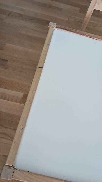 Set di tavolo e panche: Kindertisch mit 2 Stühlen, weiß/Kiefer – Usato da Root venduto da vin_wr2l 3