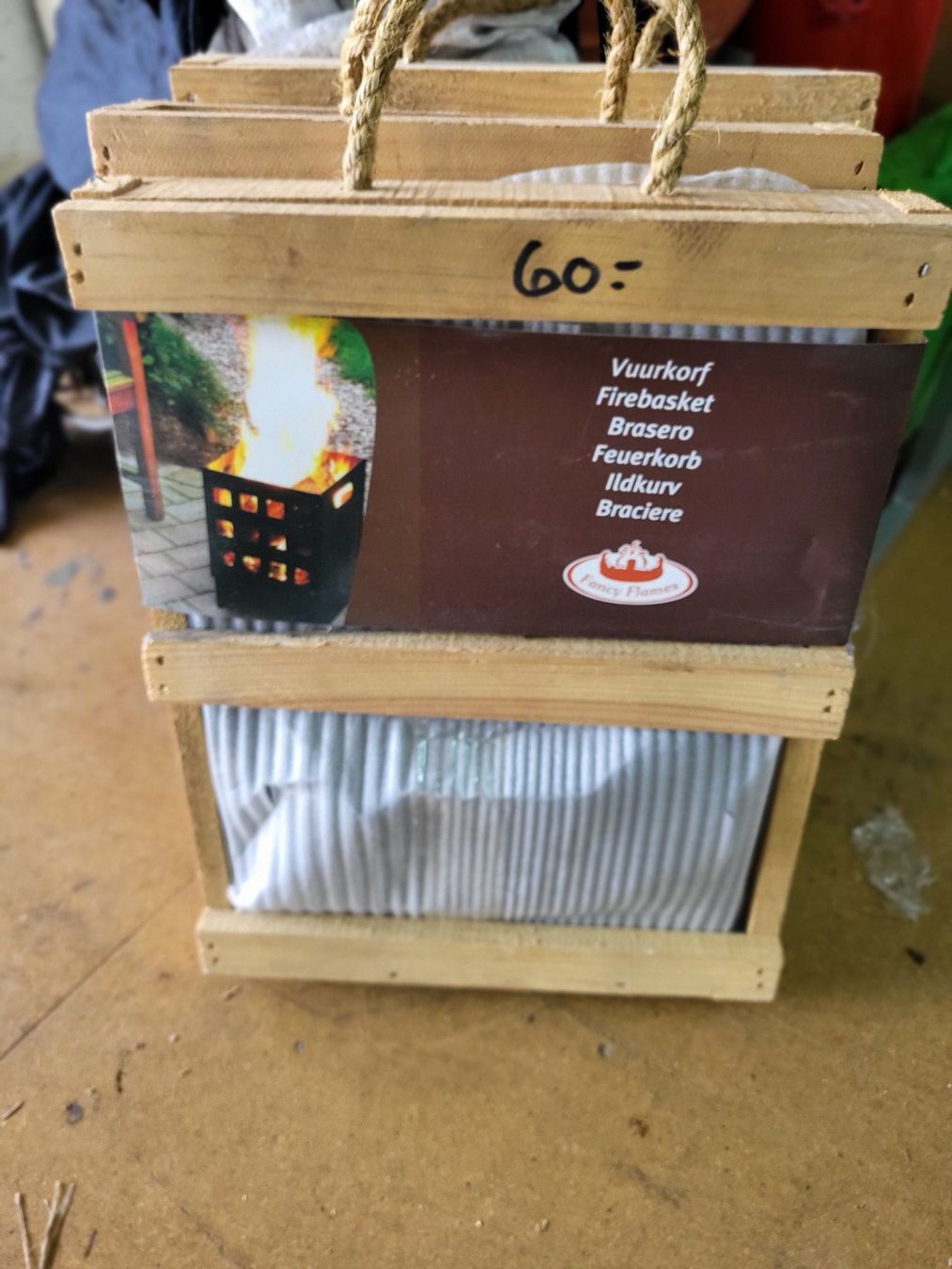 Bracieri: Feuerkorb von Fancy Flames 40cm – Nuovo e nell'imballaggio originale da Diessenhofen venduto da Osio 1