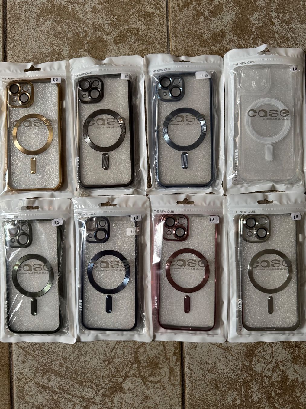 Cover & Protezioni schermo: Etuis pour iPhone 15 – Nuovo e nell'imballaggio originale da marly venduto da karolline01