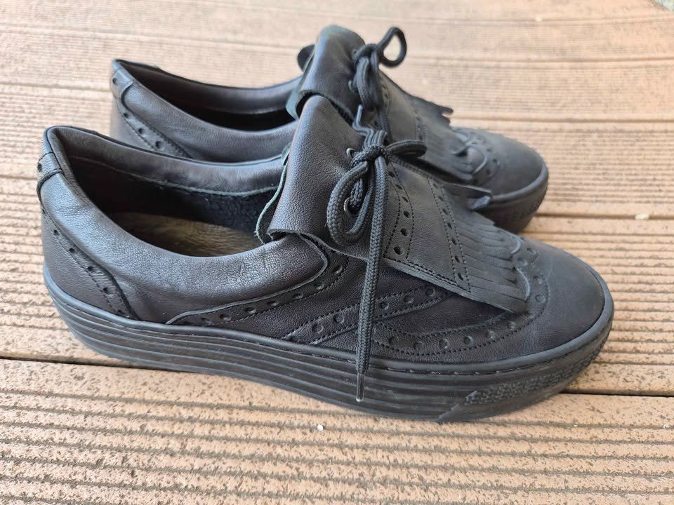 Damenschuhe: Chaussures – Neu und originalverpackt aus Agiez von chouchanelle 6