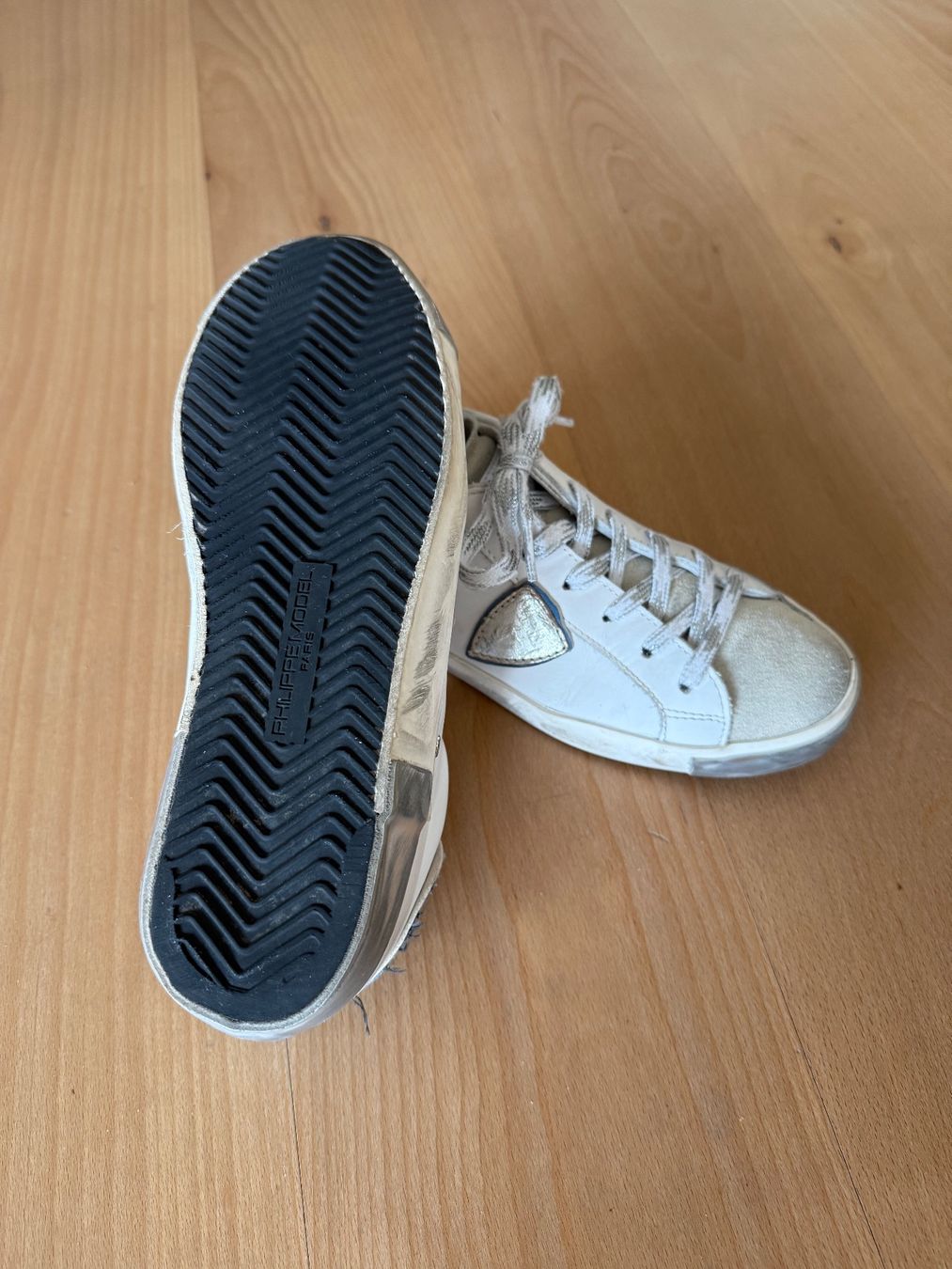 Scarpe da donna: PHILIPPE MODEL Leder Sneaker weiss, wie neu – Nuovo (secondo la descrizione) da Wettswil venduto da syl_5bc7 1