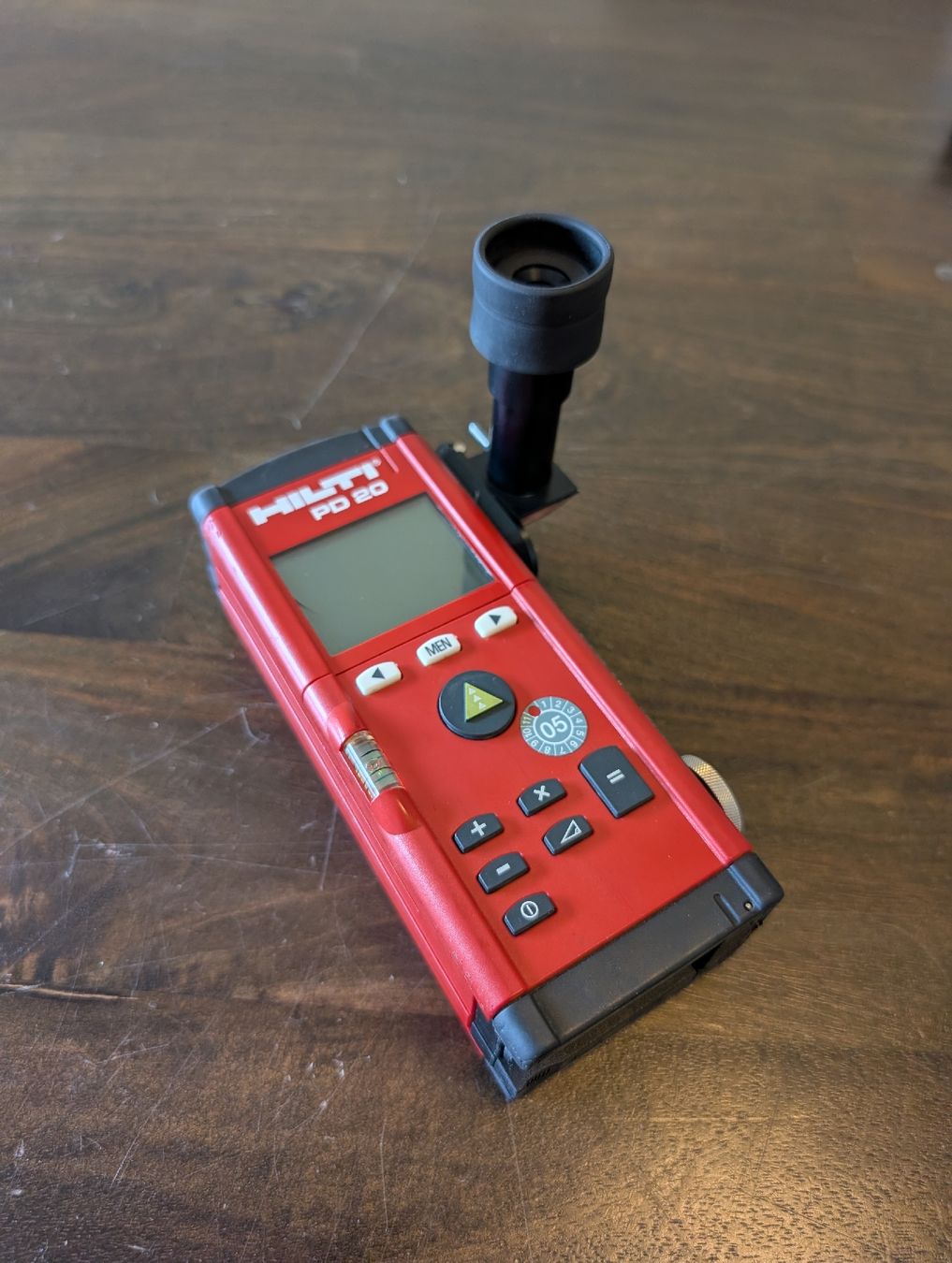 Hilti Messen: Hilti Laser-Distanzmesser – Gebraucht aus Sursee von Sen.Lu 1