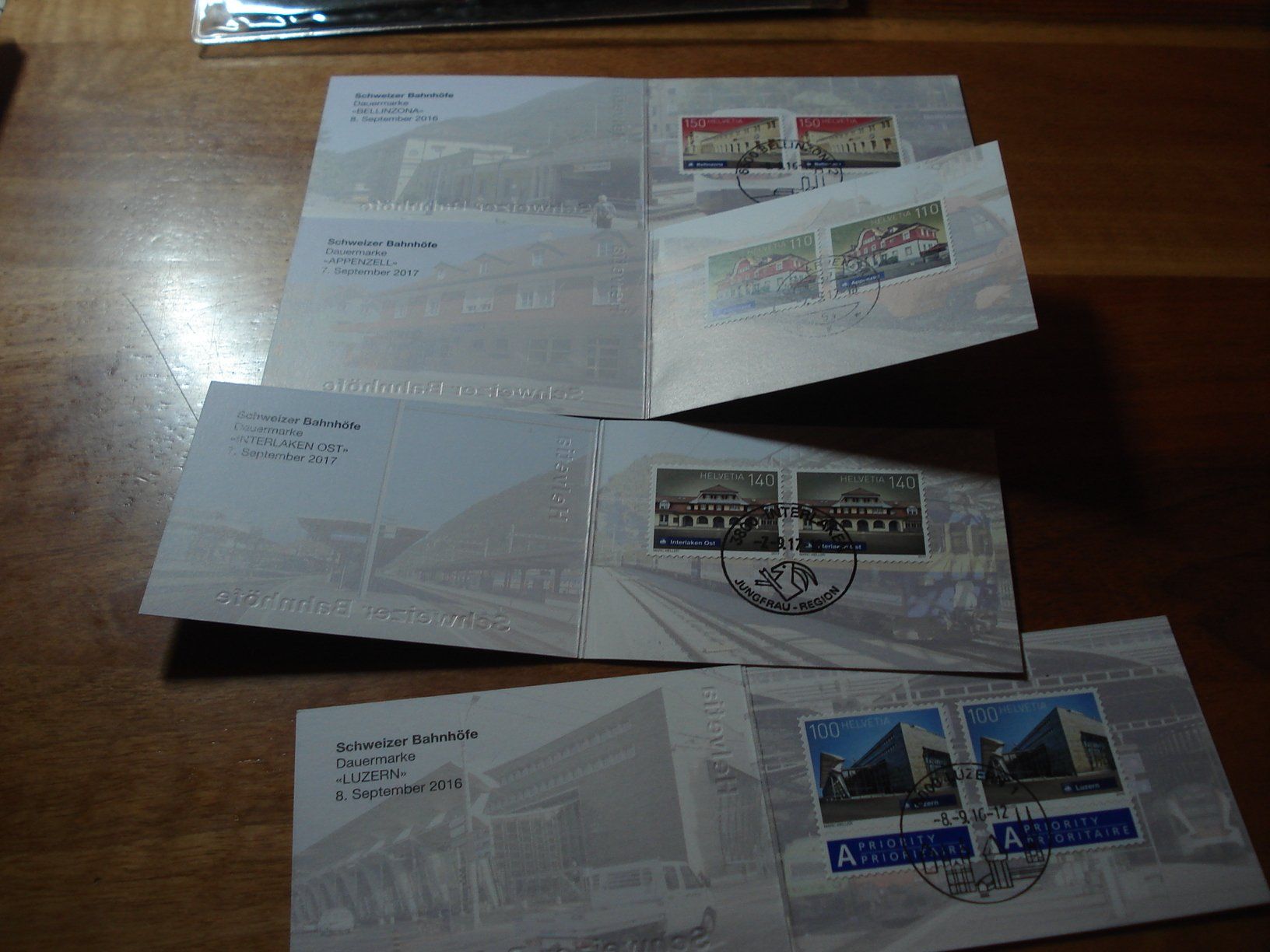 Tous les timbres: 6 Booklets um 2016, SChweizer Bahnhöfe, o der Bahnhöfe – D'occasion à Niederwil AG par morostahu 3