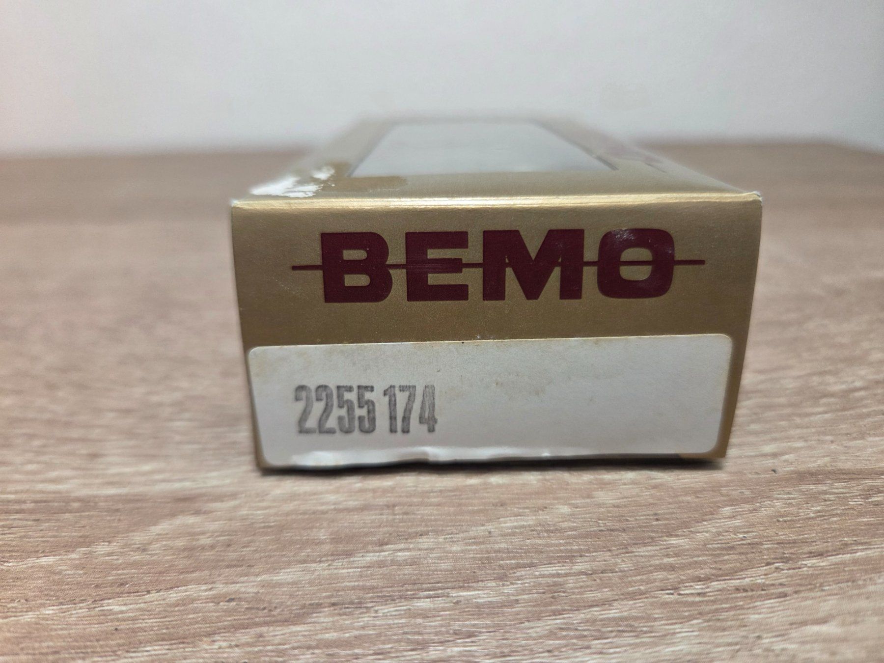 Bemo Modellini di ferrovie: Bemo 2255 174 Güterwagen RhB H0m – Usato da St-Aubin-Sauges venduto da Lo_Go 6