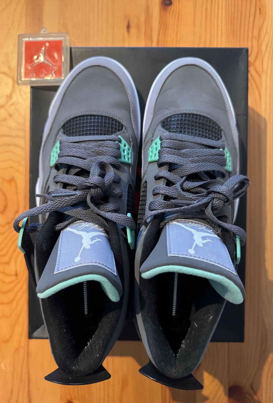 Jordan Herrenschuhe: Air Jordan 4 Retro Green Glow -2013 – Gebraucht aus Zürich von sell_my_stuff 1