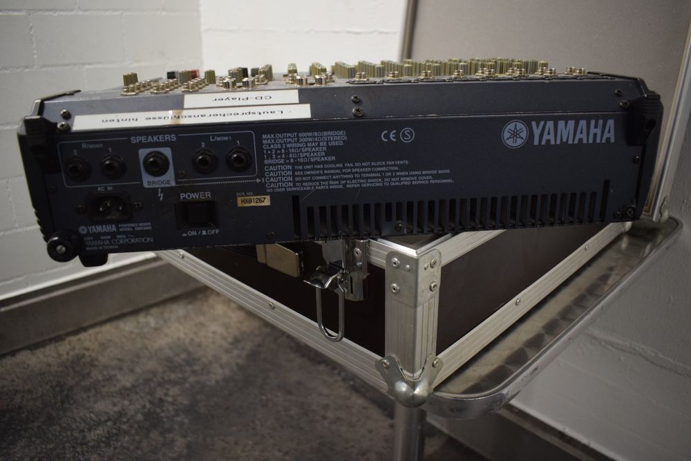 Yamaha EMX 3000 Powered Mixer mit Alu Case Kaufen auf Ricardo