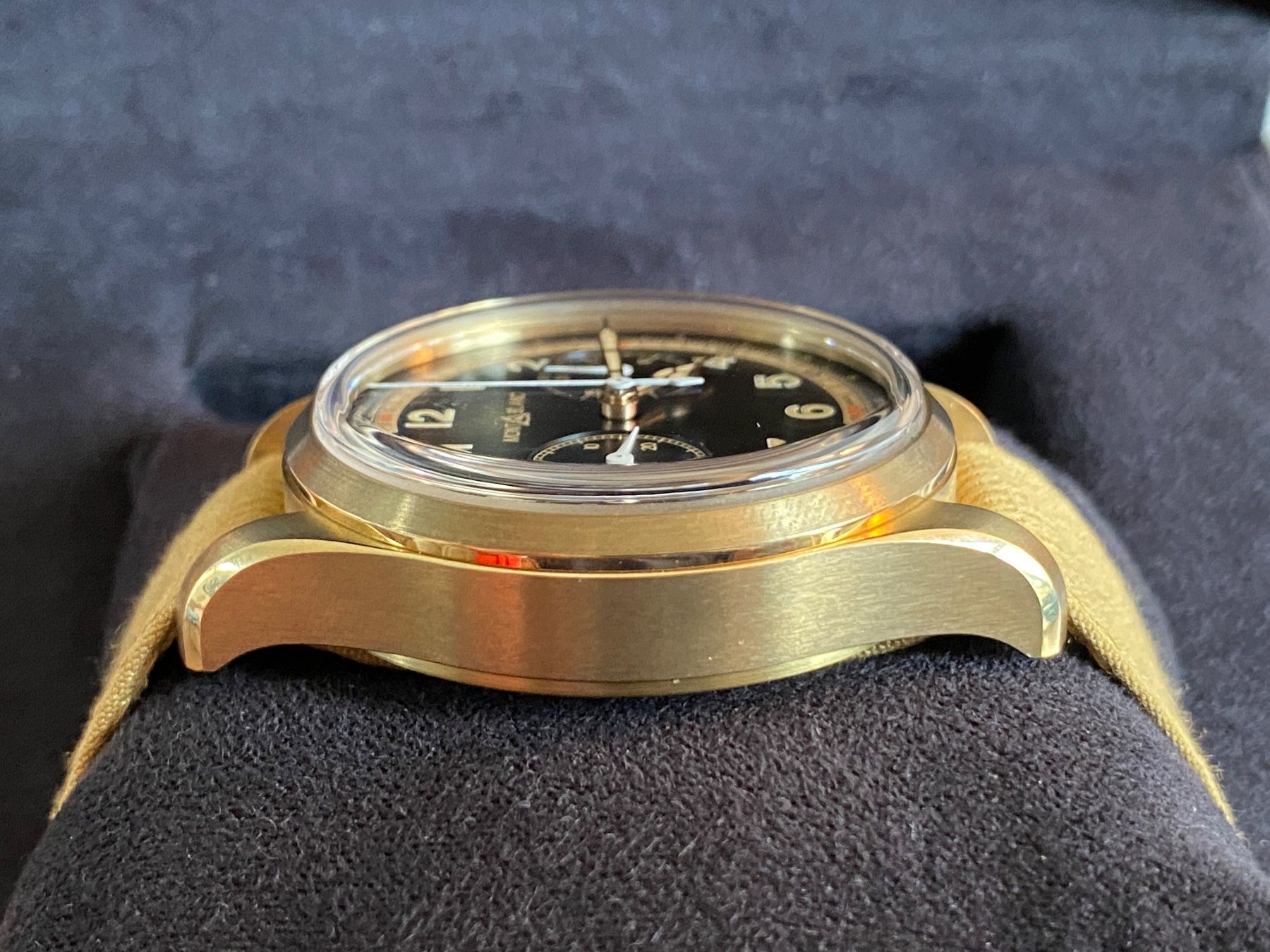 Montblanc Uhren: Montblanc 1858 Monopusher Chronograph Limited Bronze – Gebraucht aus Birmensdorf ZH von PolzerJ1 2