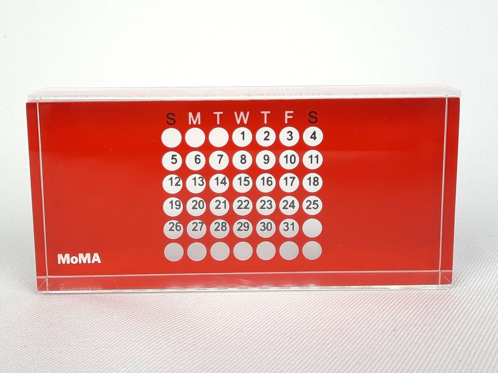 MOMA Acryl ewiger Kalender Rot  Kaufen auf Ricardo