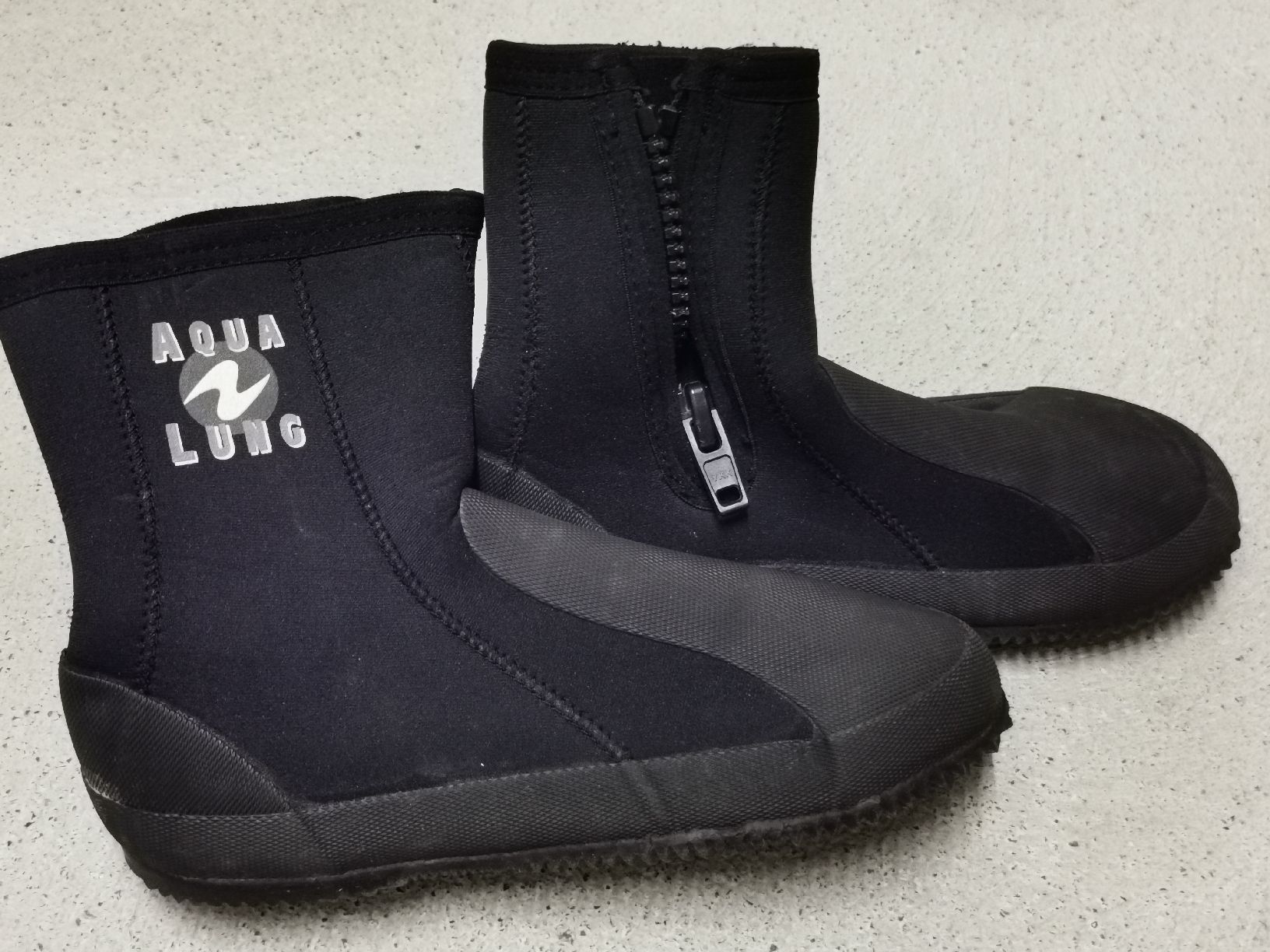 Scarpe da uomo: Neopren Füsslinge Aqualung / 40 – Usato da Wohlen AG venduto da Mica1