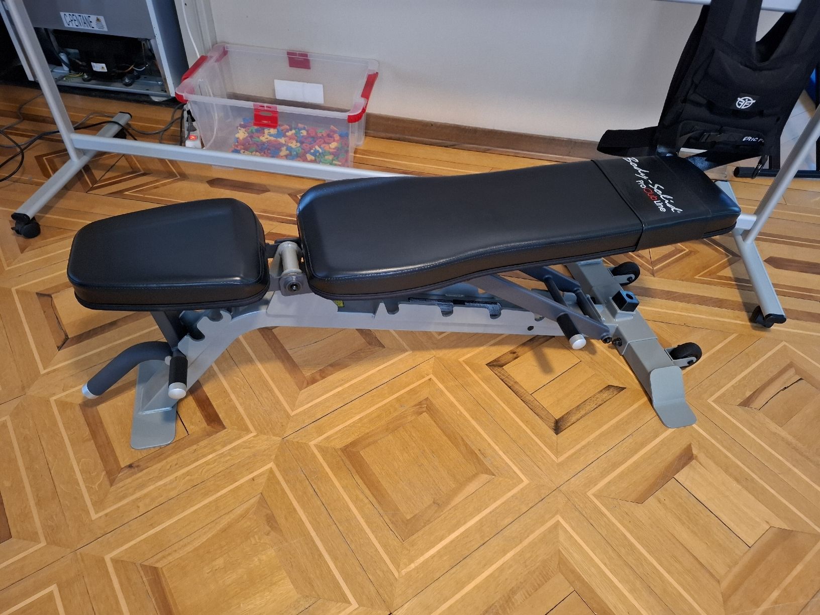 Hometrainer: Banc de musculation Body-Solid Pro Club Line SFID325 – Gebraucht aus Le Locle von Maria.222 6