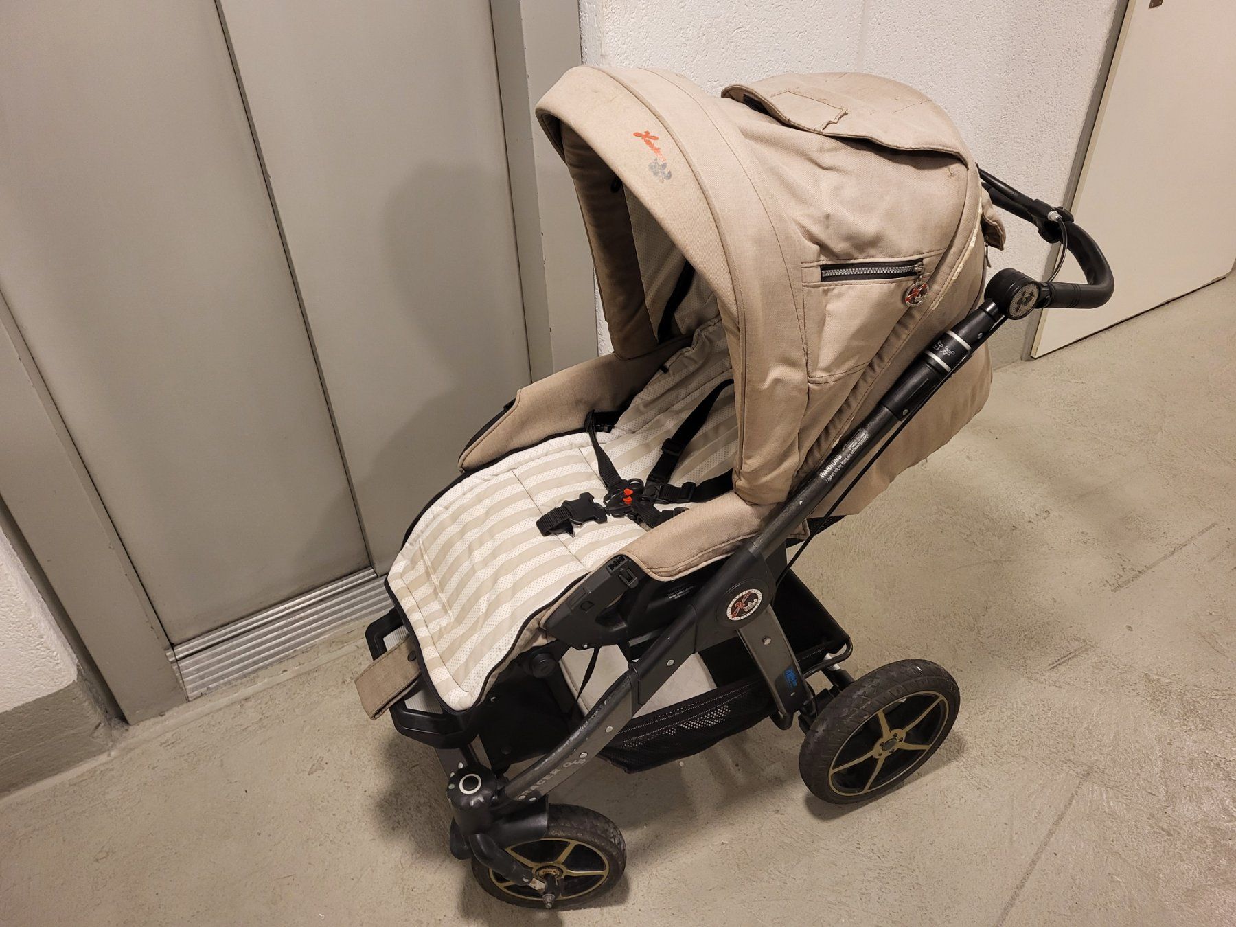 Hartan Carrozzine: Kinderwagen von Säugling bis 4 Jährig – Usato da Ibach venduto da Millar1989 3