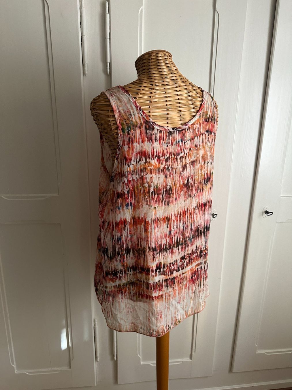 Tops: M.C - Top bunt gemustert transparent M – Gebraucht aus Zürich von Diazaio 2
