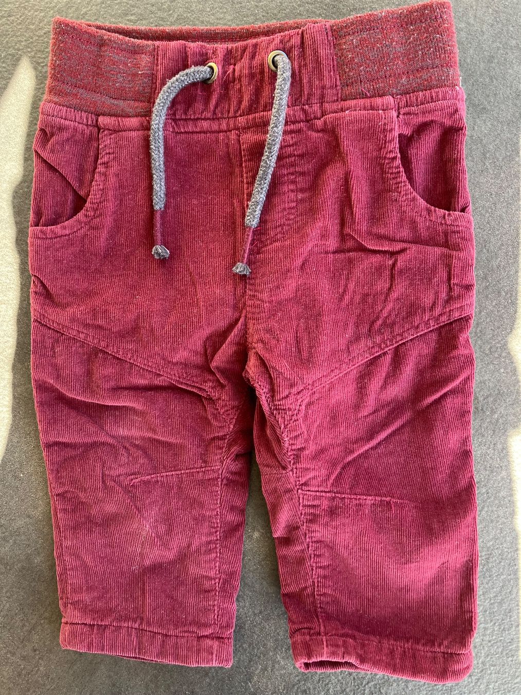 Pantaloni: Baby Hose – Usato da Ruswil venduto da FranziskaArnold
