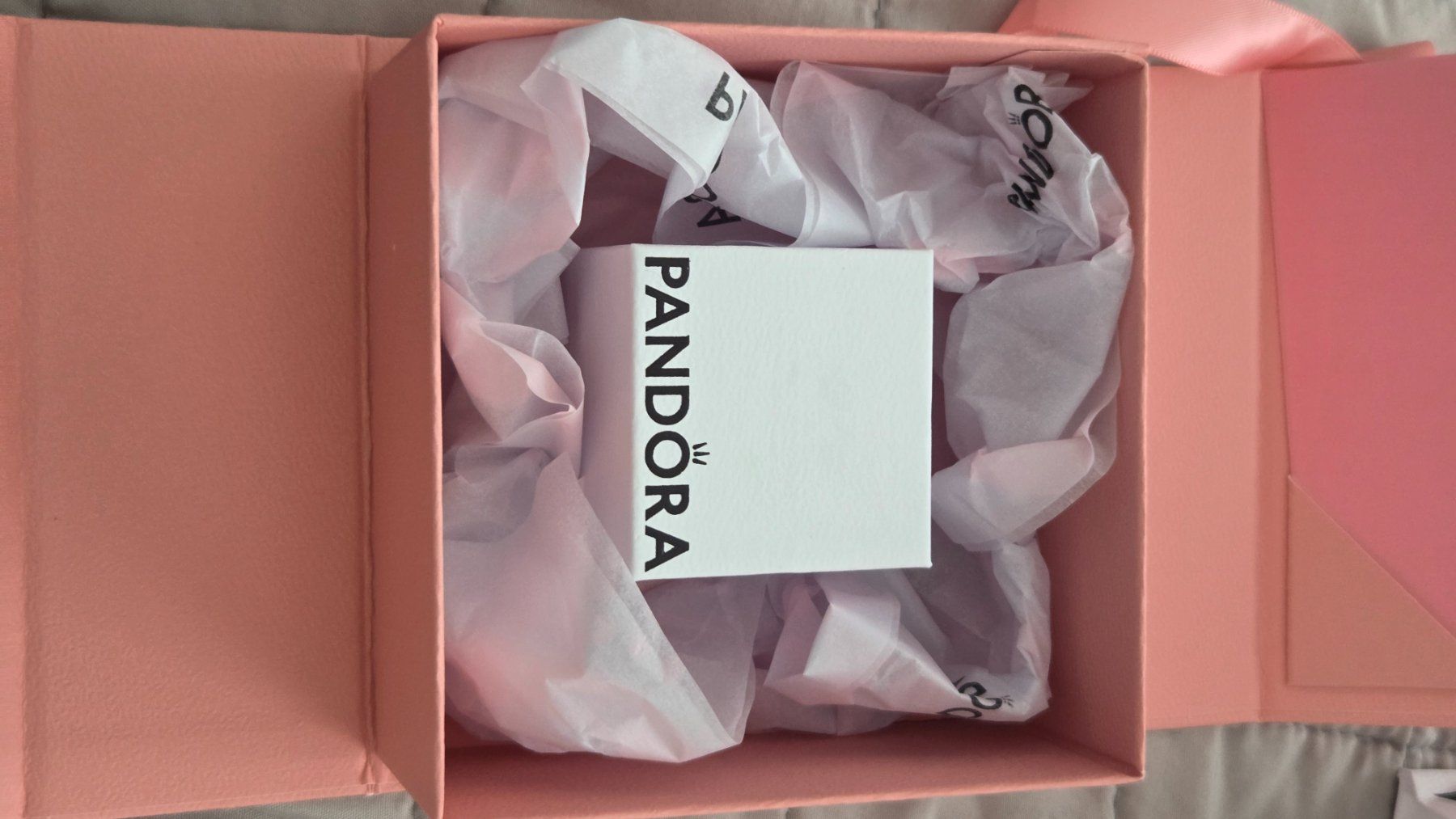 Pandora Armbänder & -reifen: Pandora Charms – Neu und originalverpackt aus Gossau SG von sar_7vt5 3
