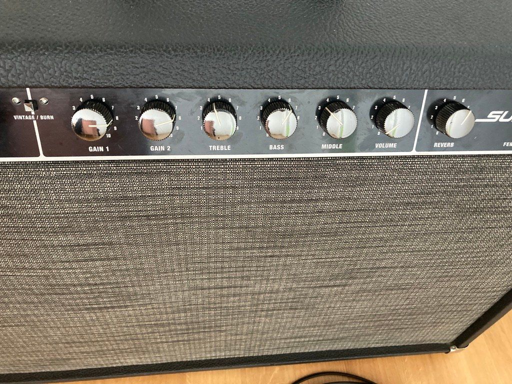 Fender Amplificatori: Fender Super-Sonic Combo 60 Watt – Usato da Basel venduto da ratpicker 3