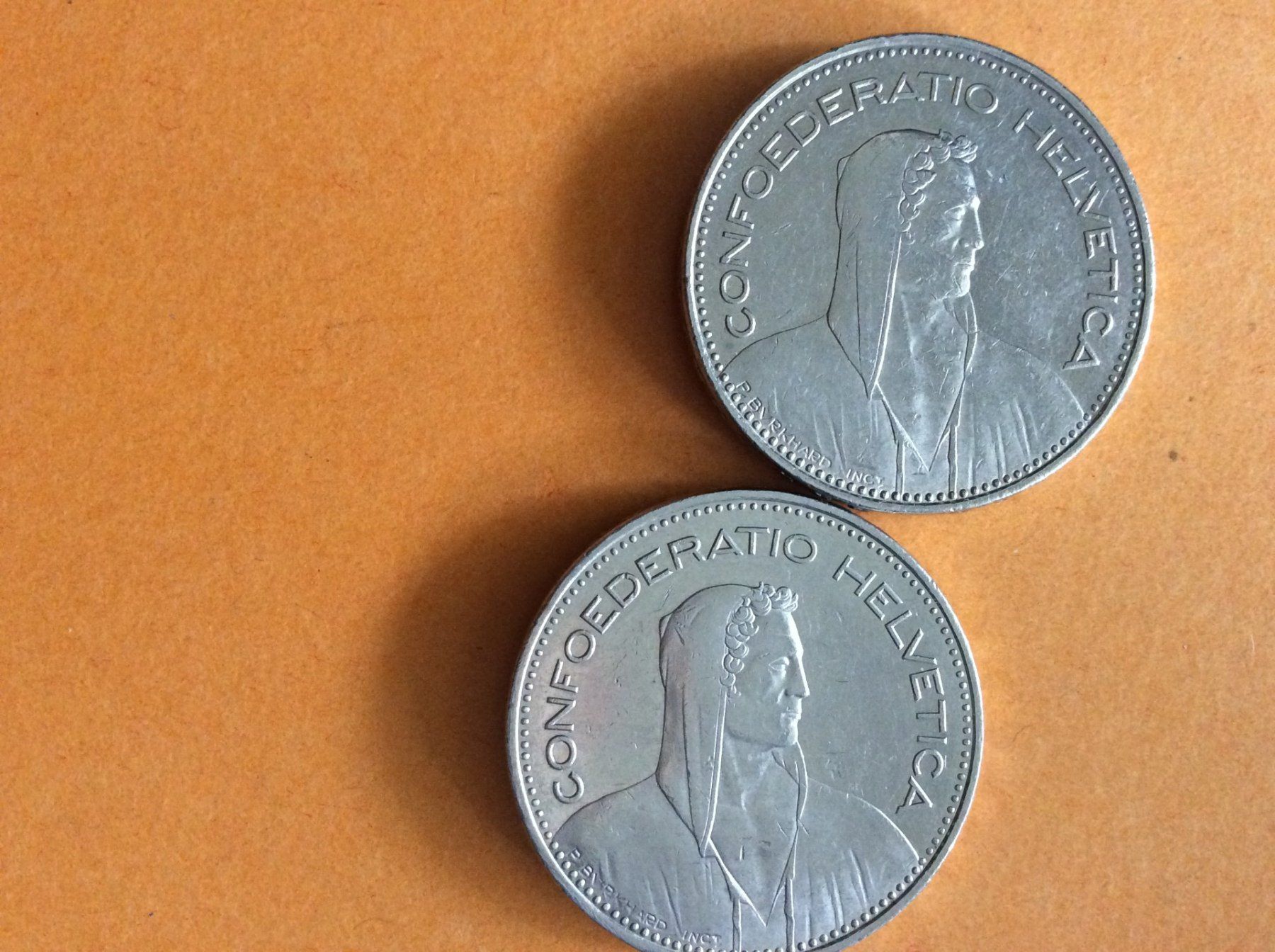 Tutti le monete: 5 francs  1994 - 1995  Jolies – Usato da Genève venduto da pie_fh2d 1
