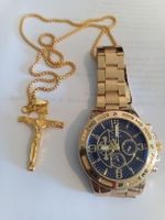 schöne neue Uhr mit Jesus Christ kreuz