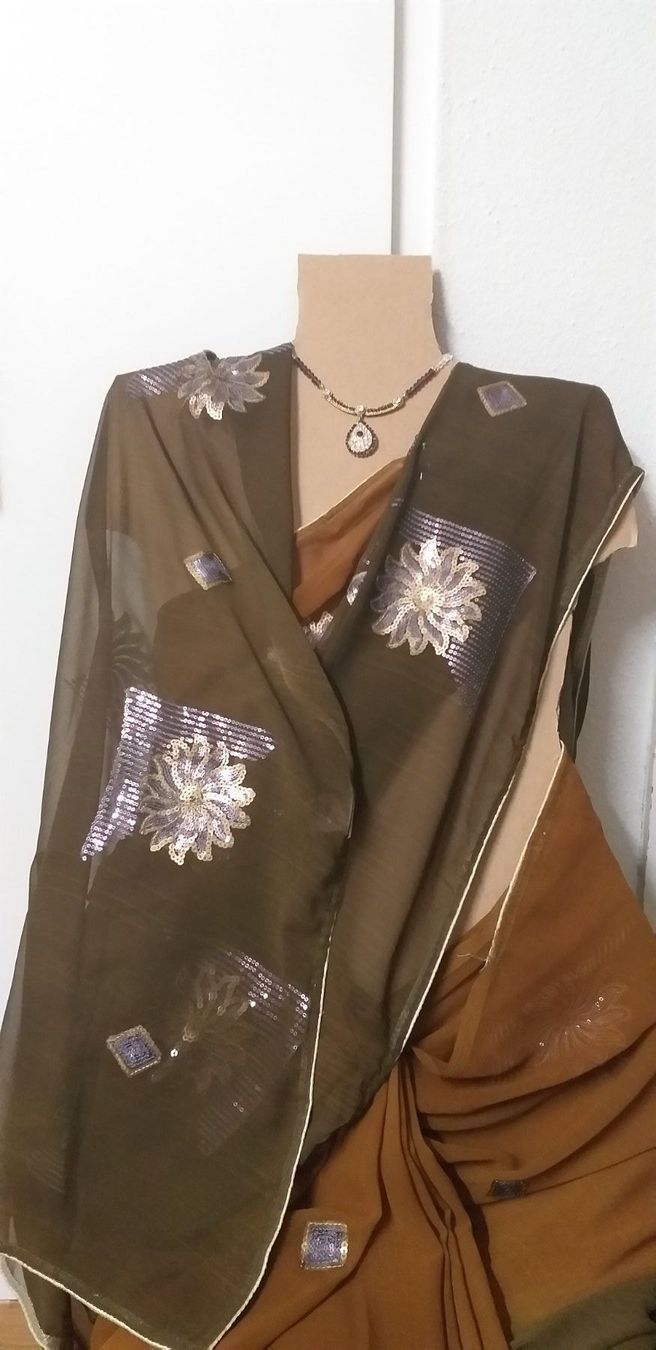 Vestiti: Sari/saree/stoff/fabric/nähen – Nuovo (secondo la descrizione) da Bern venduto da mahilini 3