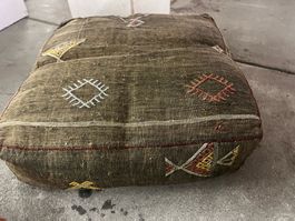 Handgewebter Pouf aus Marrakesch | LIQUIDATIONSVERKAUF