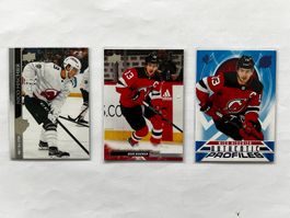Upper Deck NHL Nico Hischier 3er-Set, darunter eine Special