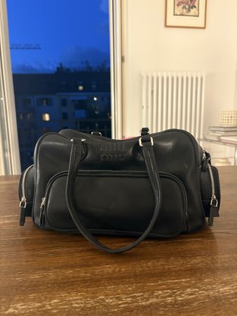Miu Miu Handtasche Leder schwarz guter Zustand