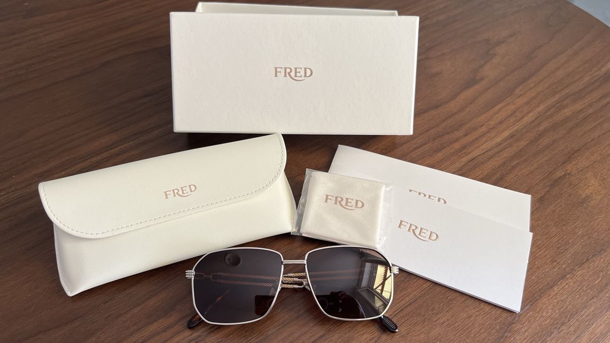 Fred Lunettes & Verres: Lunettes de soleil FRED FG40063U 16E – Neuf avec emballage d'origine à Montpreveyres par Jojo2905