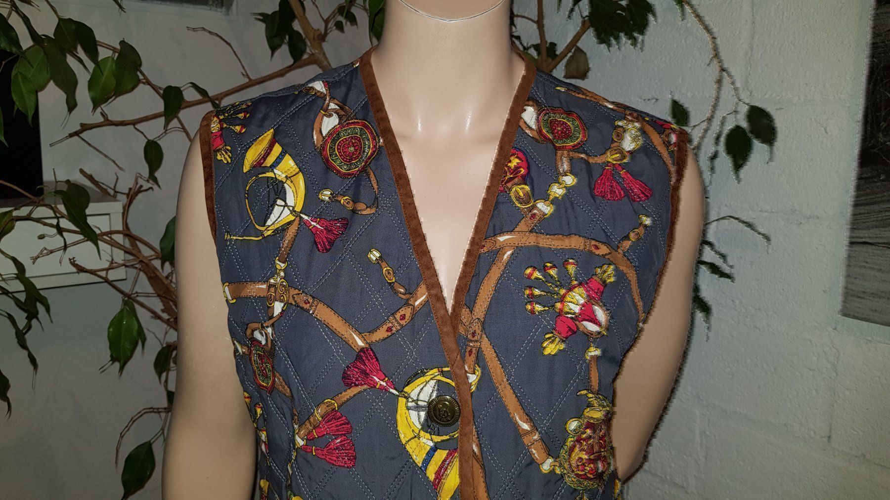 : VB Gilet / Weste Taille / Grosse 38 CH – Usato da Cossonay-ville venduto da Super-Price-Quality 1