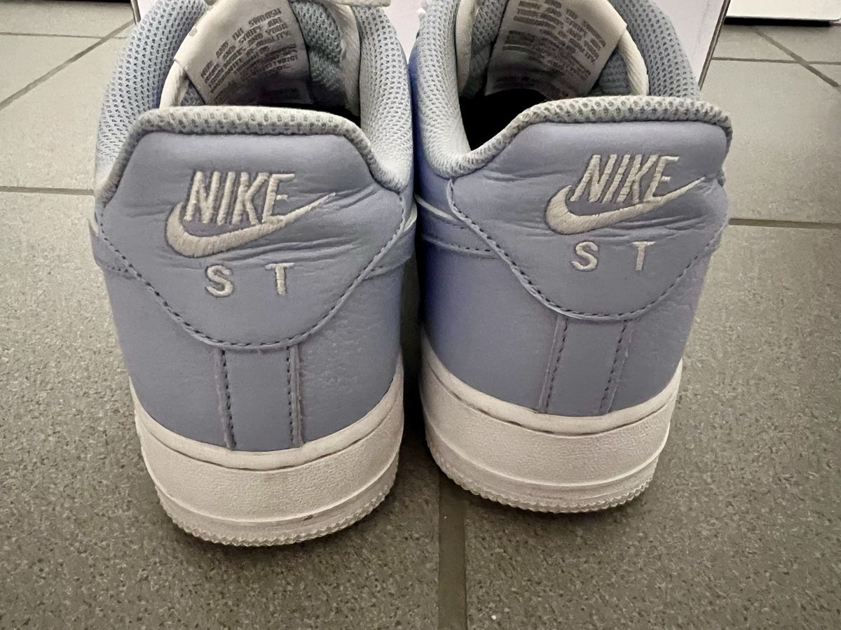 Nike Scarpe da donna: Nike Air Force 1 Low By You Gr. 40.5 – Usato da Rüschlikon venduto da sweet_76 1