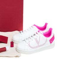 Valentino Garavani Sneaker NP 730 CHF , Top Zustand