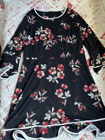 Dress 16 (48)